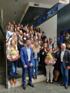 Gruppenfoto Praxisprojekt Confiserie Heindl