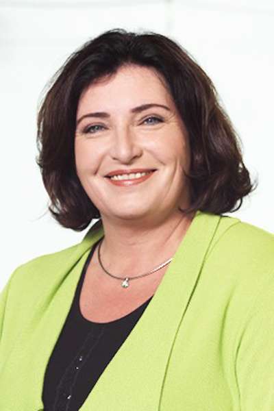Mag.a Barbara Kluger-Schieder, WKW, Leiterin Bildungseinrichtungen Mag.a Barbara Kluger-Schieder, WKW, Leiterin Bildungseinrichtungen