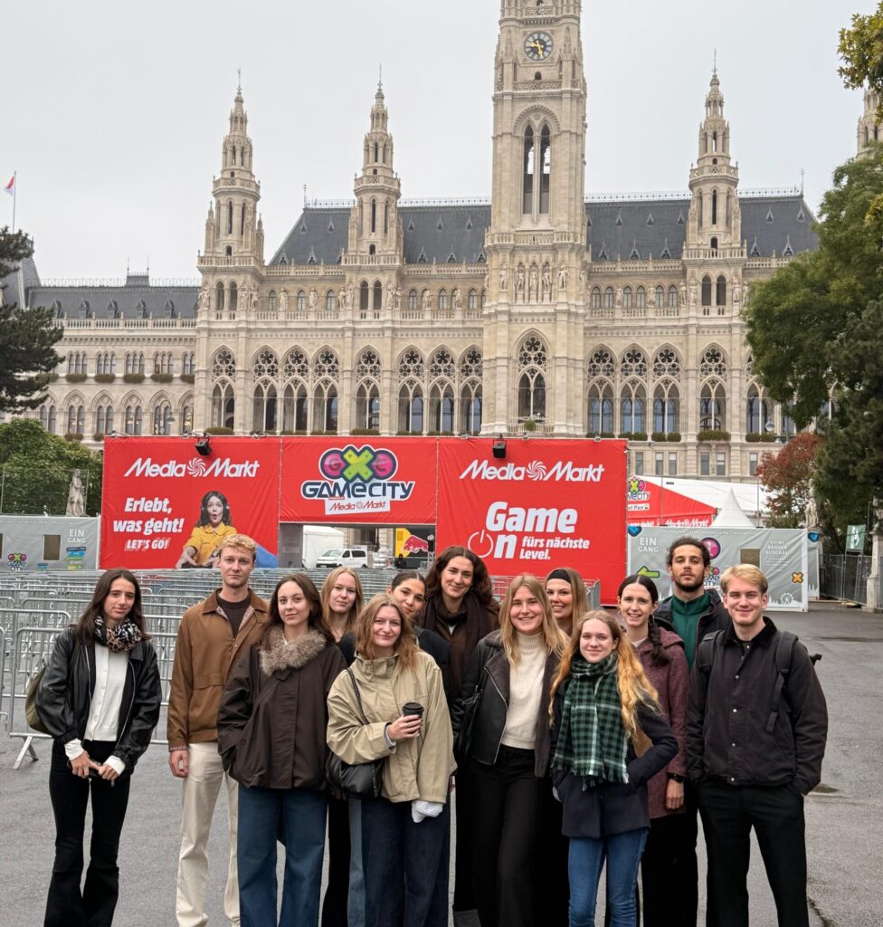 Gruppenfoto am Wiener Rathausplatz